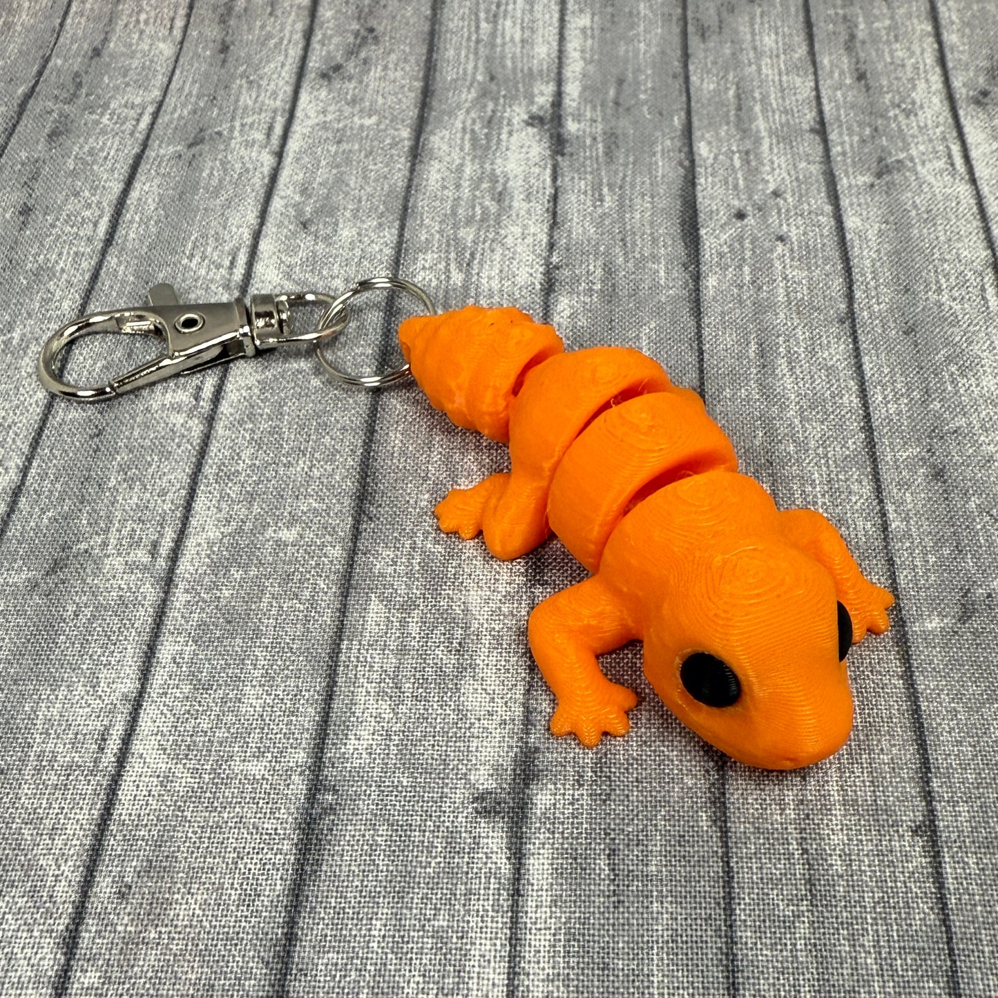 Gizmo_Gecko_Orange_Fidget_Toy_Keychain