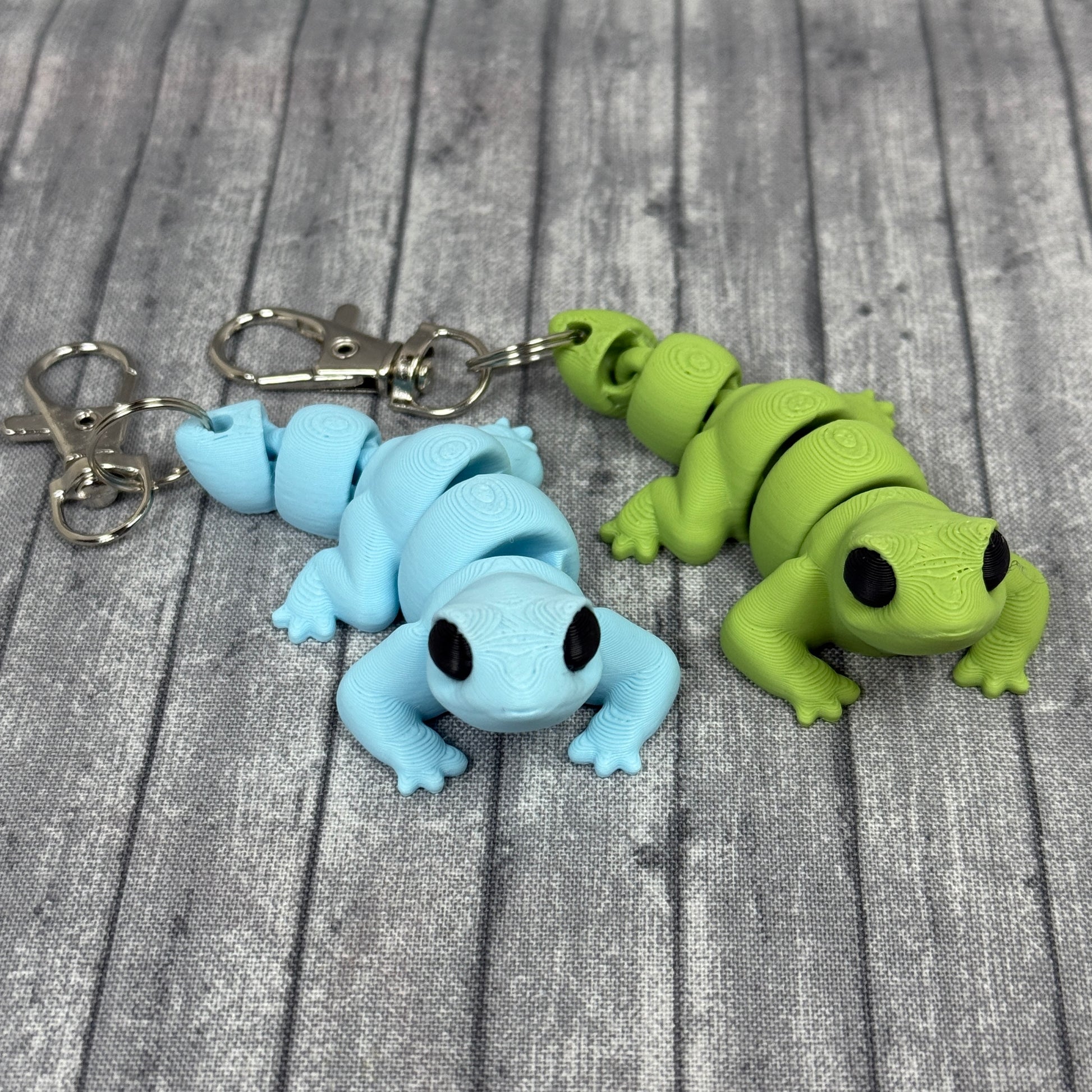 Luna and Leo Lizard Green Blue Fidget Toy Keychain